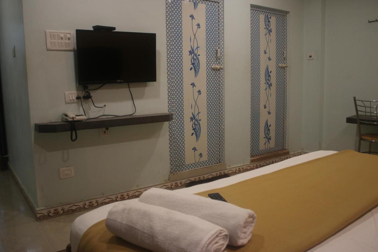 Hotel Sikara, Kumbakonam Exterior photo